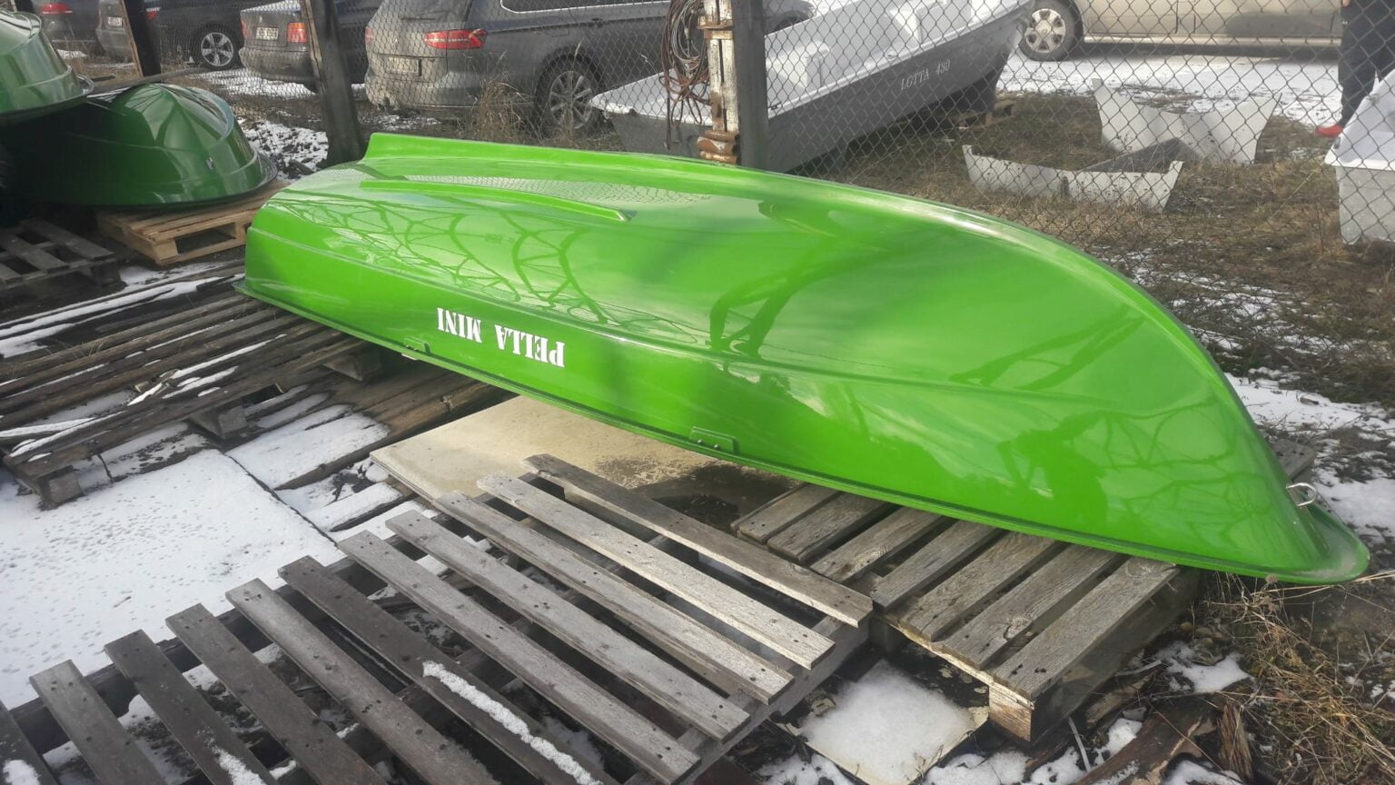 Paddle boat PELLA MINI WATERSKIS.LV