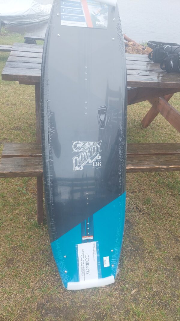 CONNELLY WAKE MIKE DOWDY 136 BOAT WAKEBOARD