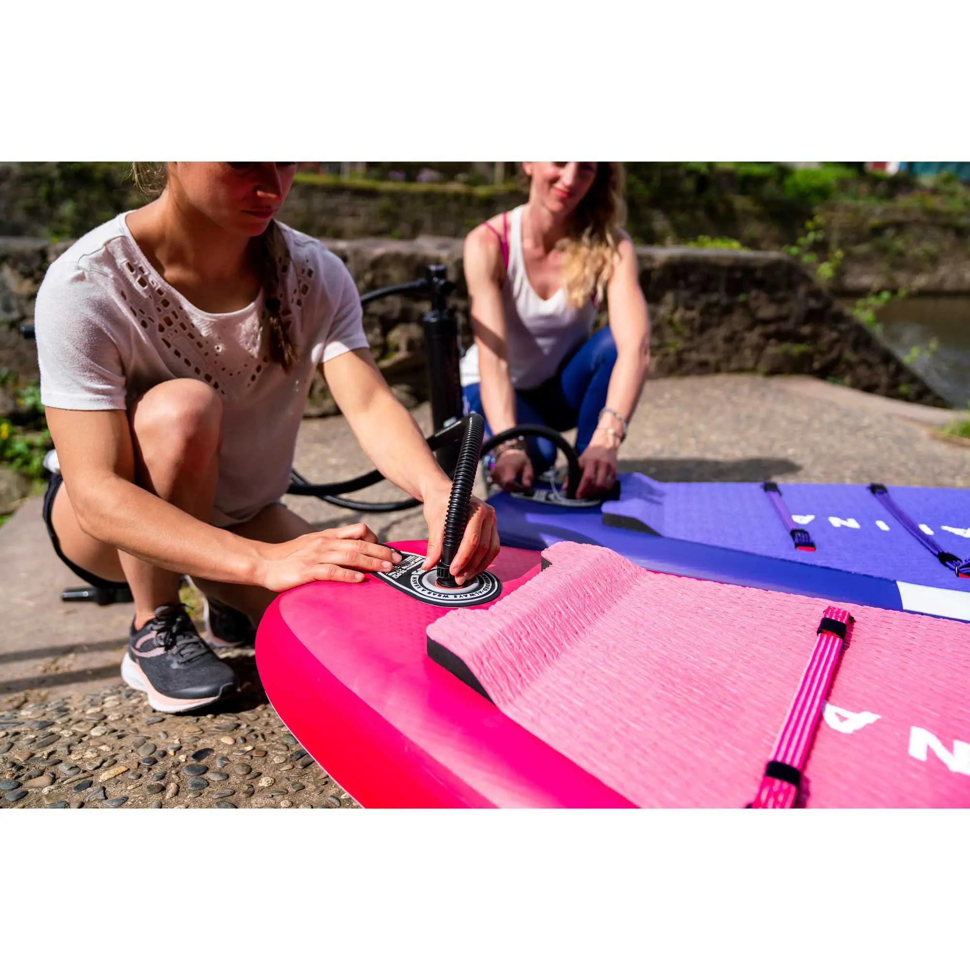 coral_touring__raspberry__2023___-__350_x_23125_8